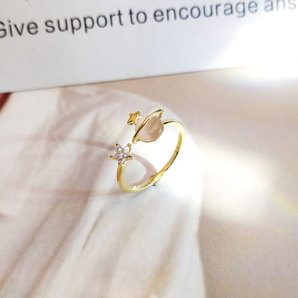 Καθημερινό γυναικείο δαχτυλίδι με αστέρι και διακοσμητικές πέτρες