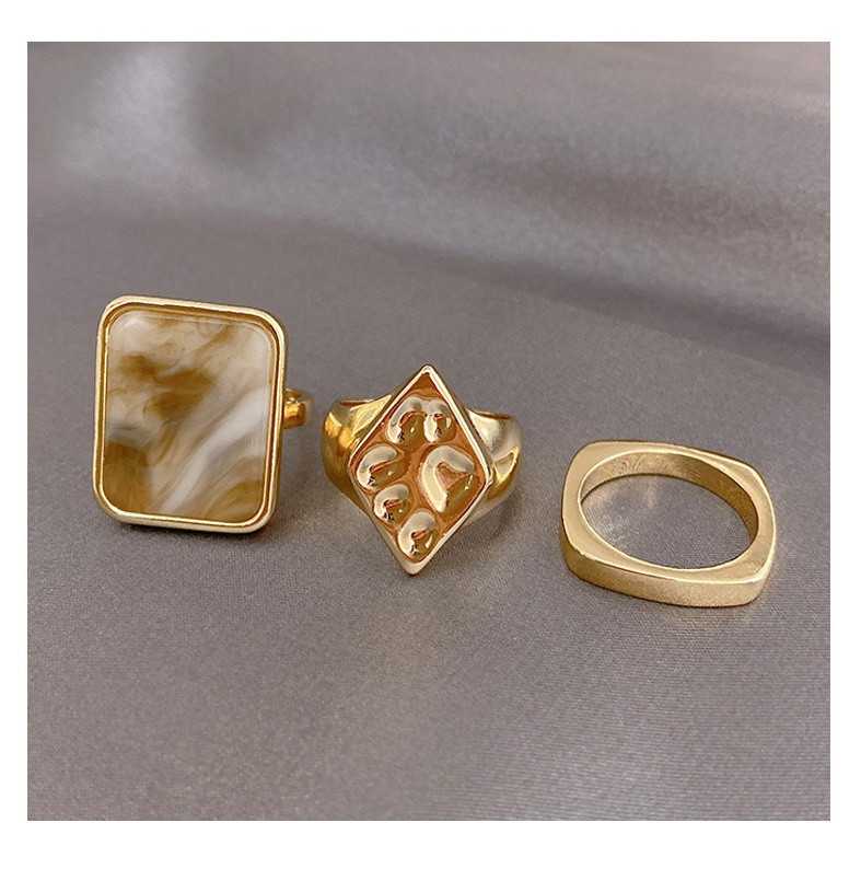 Aktuális női három gyűrűből álló szett sima modell