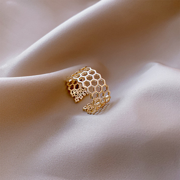 Széles modell női gyűrű