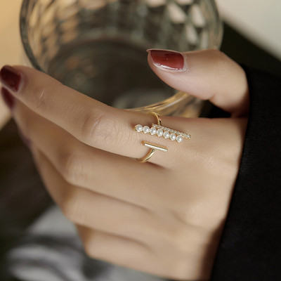 Дамски пръстен с декоративни перли