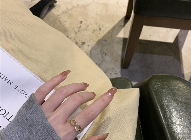 Naiste igapäevane moodne sõrmus