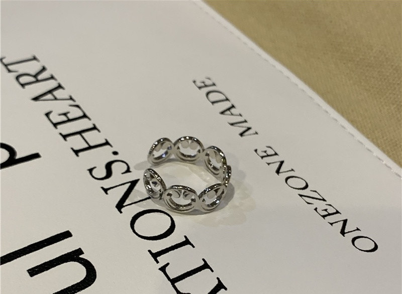 Naiste igapäevane moodne sõrmus