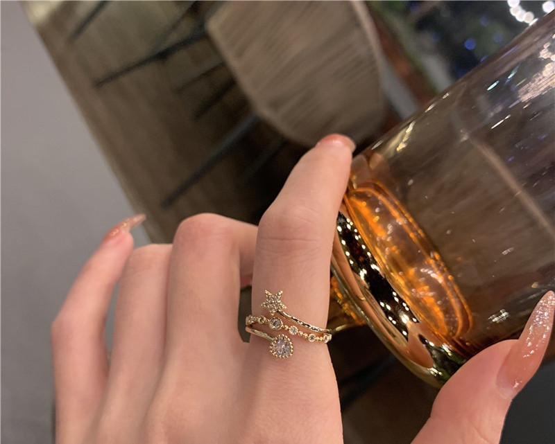 Igapäevane daami sõrmus tähe ja kividega