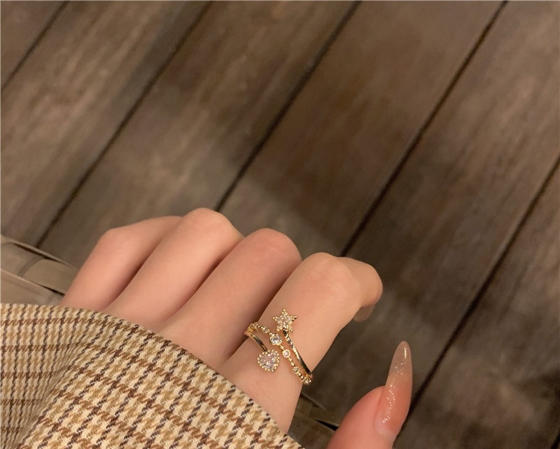 Igapäevane daami sõrmus tähe ja kividega