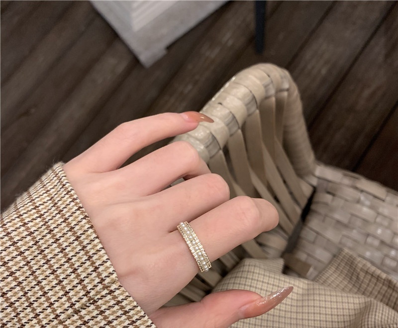 Női elegáns gyűrűs sima modell