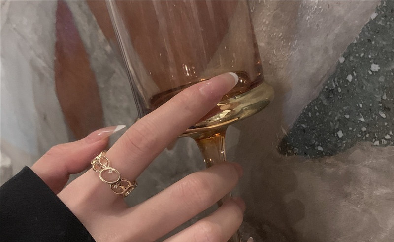 Mindennapi női gyűrű széles tiszta modell