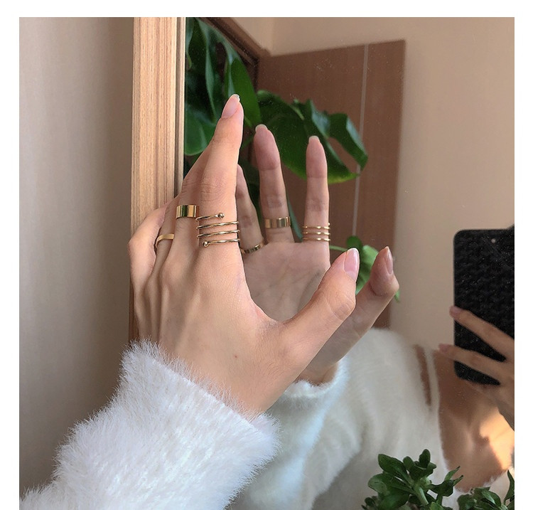 Модерен комплект от дамски пръстени