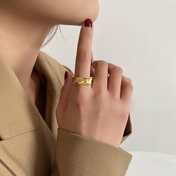 Női hétköznapi gyűrű sima széles modell