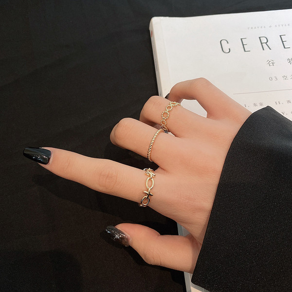 Γυναικείο σετ από τρία δαχτυλίδια 