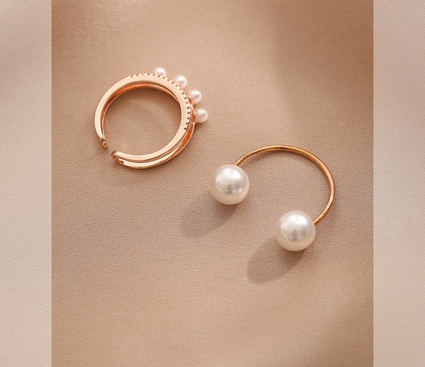 Комплект от два дамски пръстена с перли