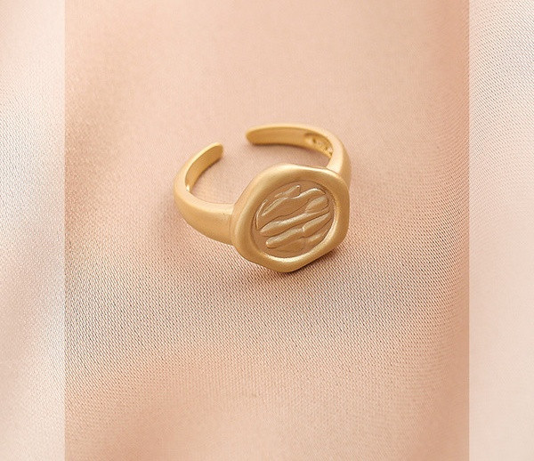 Naiste sõrmus tavaline sale mudel