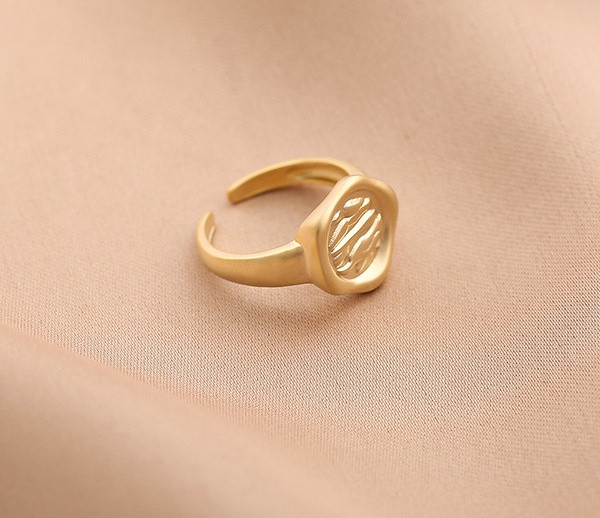 Naiste sõrmus tavaline sale mudel