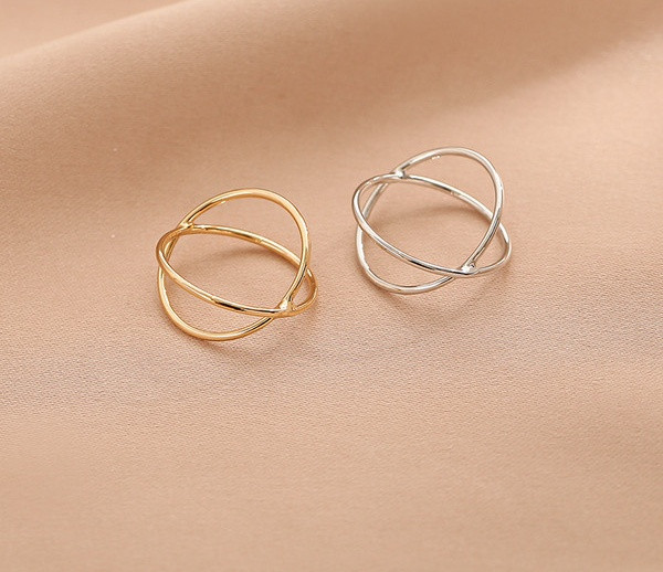 Naiste õhuke tavaline modellsõrmus