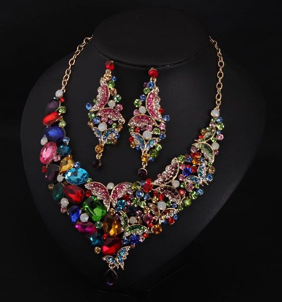 Naiste kivide ja kõrvarõngastega kaelakee komplekt