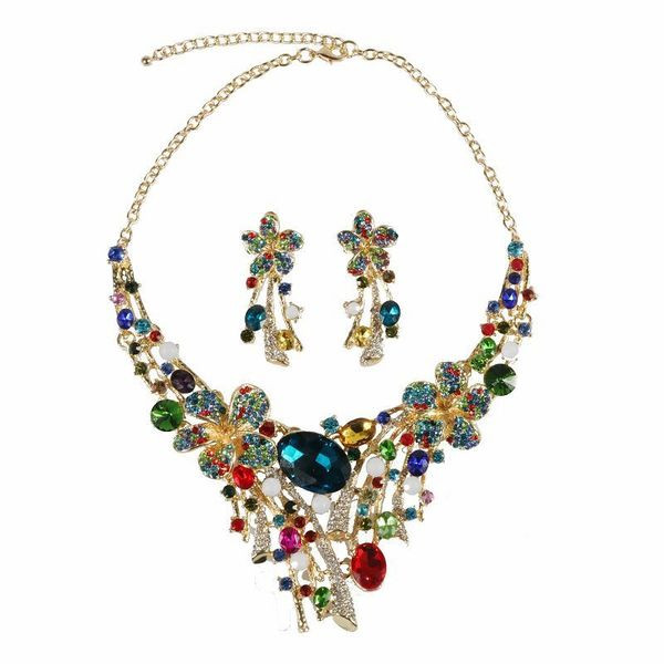 Moodne kividega kaelakee ja kõrvarõngaste komplekt