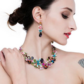 Naiste igapäevane kaelakee ja kõrvarõngaste komplekt