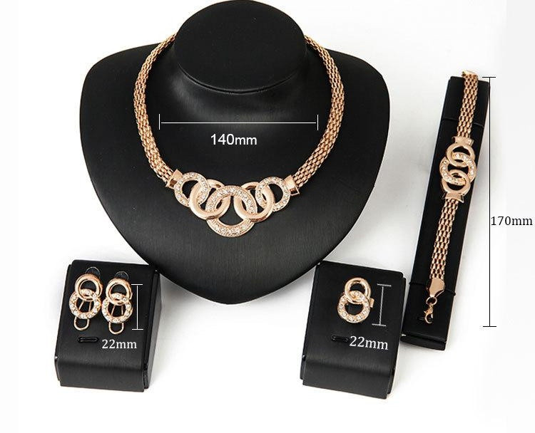 Stílusos gyűrűs fülbevaló karkötő és nyaklánc készlet