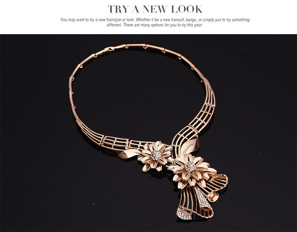 Stílusos gyűrűs karkötő nyaklánc és fülbevaló dekoratív virágokkal