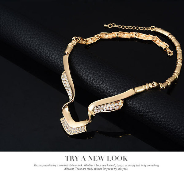 Elegáns gyűrűs fülbevaló nyaklánc és karkötő készlet