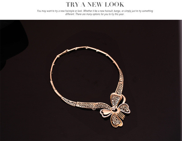 Hétköznapi női nyaklánc gyűrűs karkötő és fülbevaló díszkövekkel