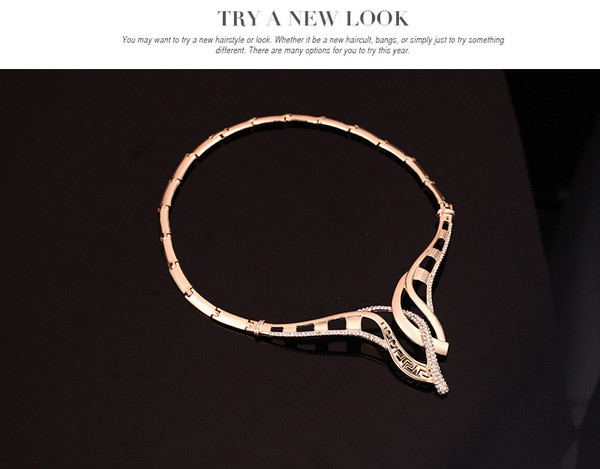 Moodne naiste komplekt käevõru kõrvarõngad kaelakee ja sõrmus dekoratiivkividega