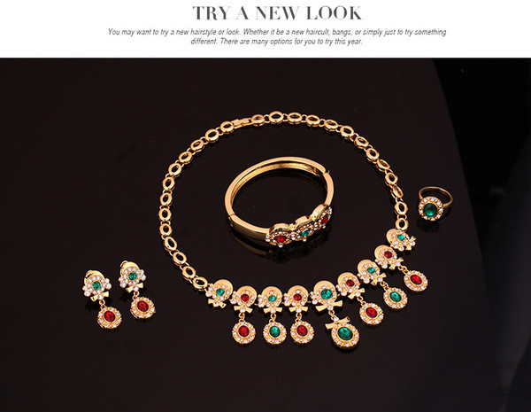 Naiste kaasaegne komplekt sõrmuskõrvarõngastest dekoratiivkividega kaelakee ja käevõru