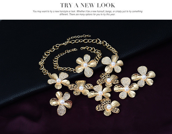 Naiste moodne dekoratiivsete lilledega kaelakee-sõrmuskõrvarõngaste ja käevõru komplekt