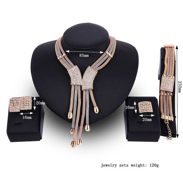 Moodne komplekt kaelakeesõrmuskäevõru ja dekoratiivkividega kõrvarõngaid