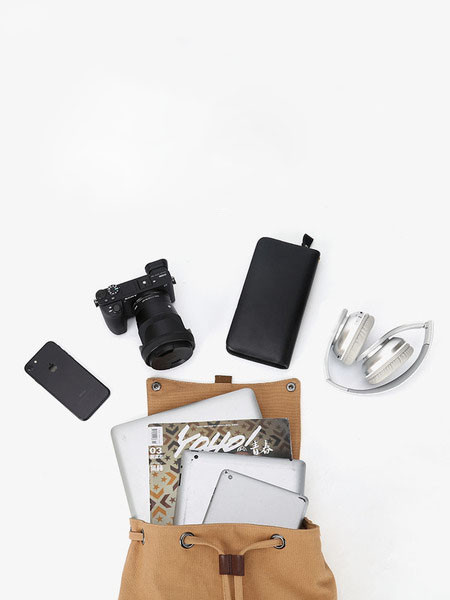 Meeste igapäevane tõmbluku ja paeltega seljakott - kaks mudelit