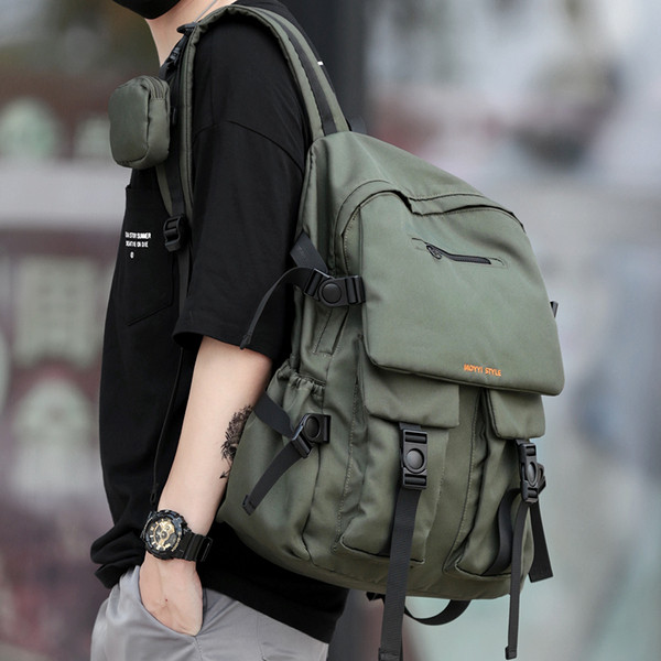 Igapäevane meeste seljakott taskute ja lukuga rohelise ja musta värviga