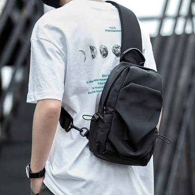 Svakodnevni muški ruksak s patentnim zatvaračem i jednim remenom