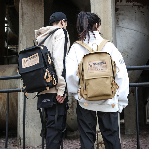 Sport és hétköznapi férfi hátizsák zsebekkel, többféle színben