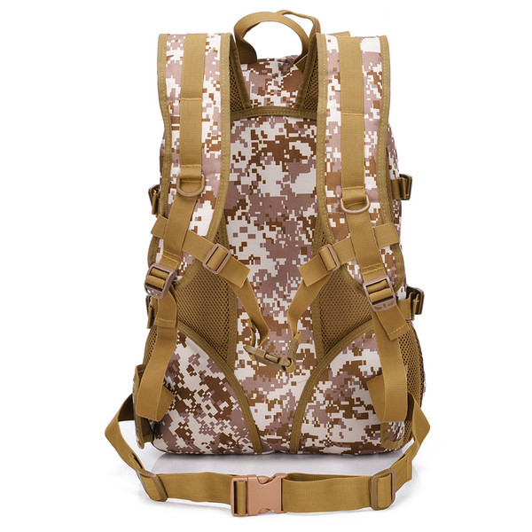 Laiade rihmade ja taskutega vabaaja naistekott