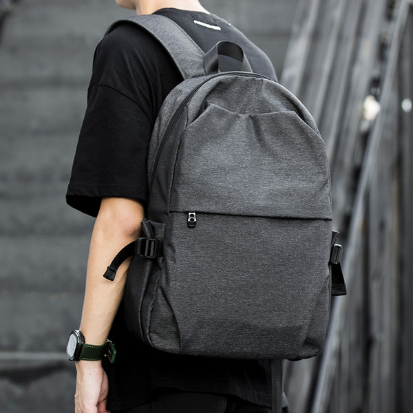 Új modell férfi hátizsák laptophoz, szürke színben