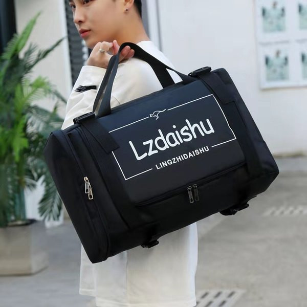 Veliki ruksak unisex model pogodan za putovanja