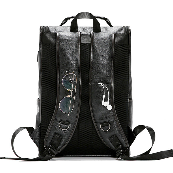 Öko bőrből készült férfi hátizsák - fekete színben