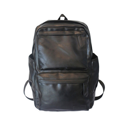 Férfi bőr hátizsák zsebbel és cipzárral
