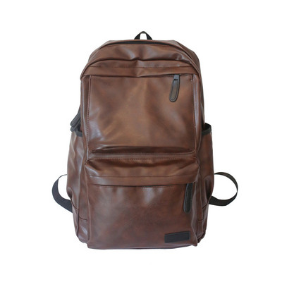 Férfi bőr hátizsák zsebbel és cipzárral
