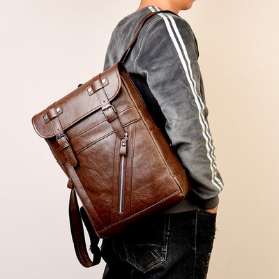 Férfi bőr hátizsák cipzárral és öko-bőr pántokkal