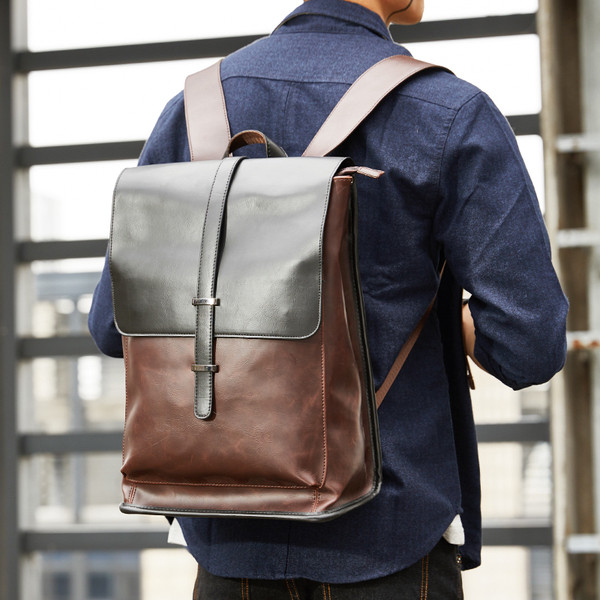 Férfi bőr hátizsák cipzárral