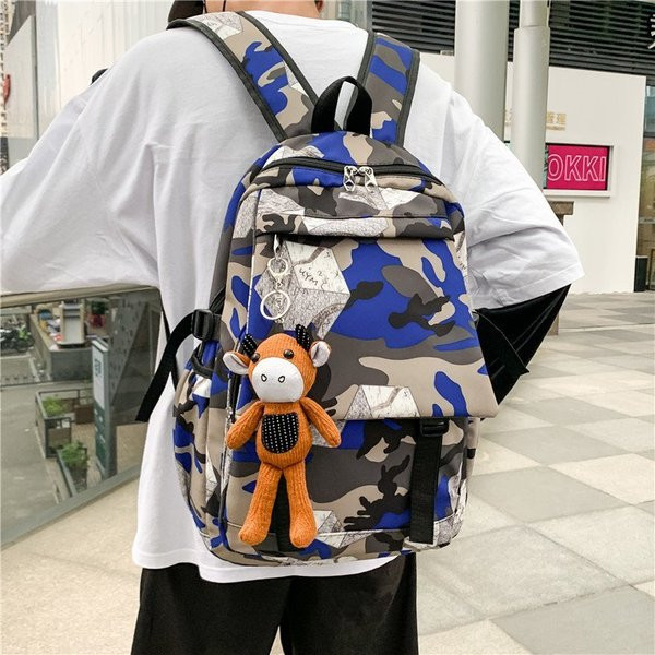 Ανδρικό καθημερινό σακίδιο καμουφλάζ με τρισδιάστατο στοιχείο