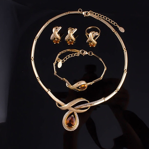 Modern fülbevaló nyaklánc karkötő és gyűrű készlet