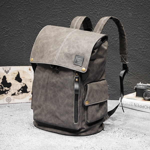 Igapäevane meeste seljakott embleemi ja lukuga