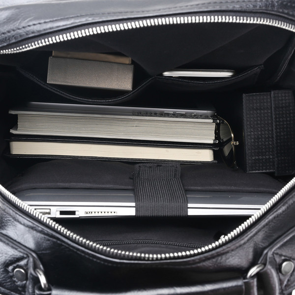 Μοντέρνο ανδρικό δερμάτινο σακίδιο  σε δύο χρώματα