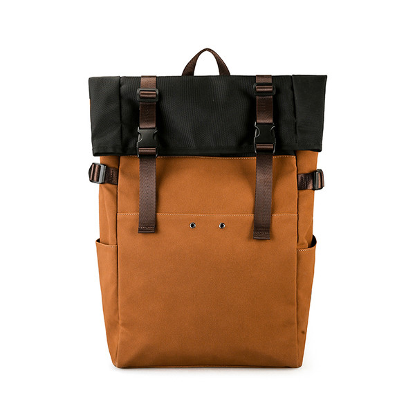 Νέο μοντέλο ανδρικό σακίδιο σε καφέ χρώμα