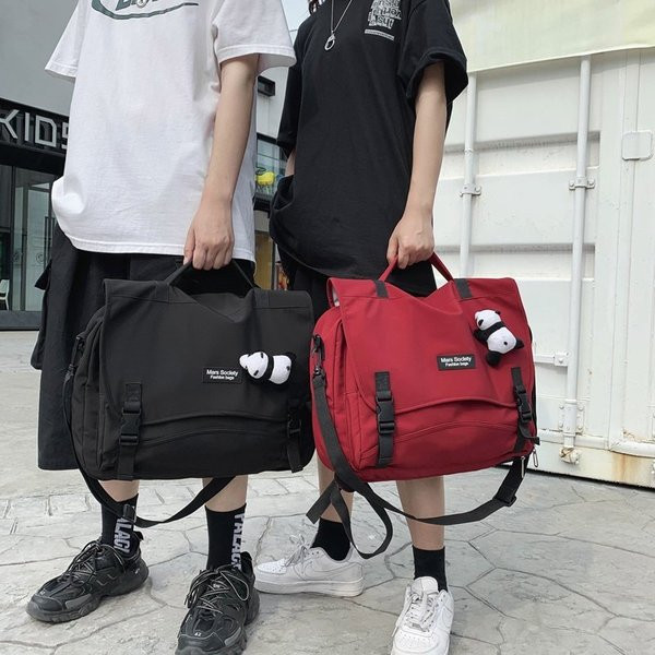 Meestele sobiv multifunktsionaalne 3D-elemendiga reisiseljakott