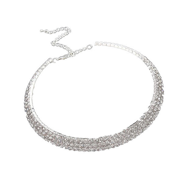 Elegantne kaelakee käevõru sõrmuse ja kõrvarõngaste komplekt