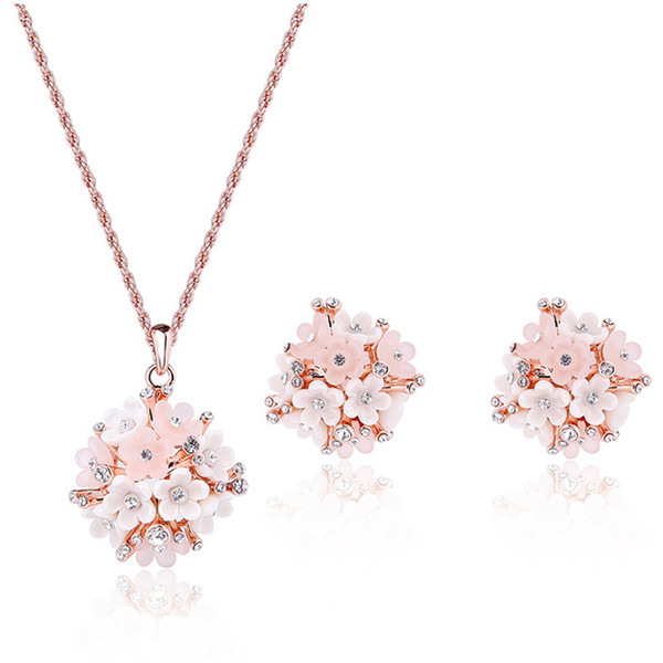 Καθημερινό σετ κολιέ και σκουλαρίκια με διακοσμητικά λουλούδια