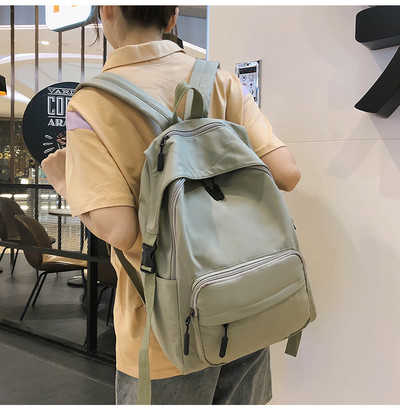 Férfi napi hátizsák cipzárral és elülső zsebbel több színben