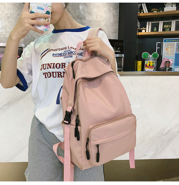 Férfi napi hátizsák cipzárral és elülső zsebbel több színben